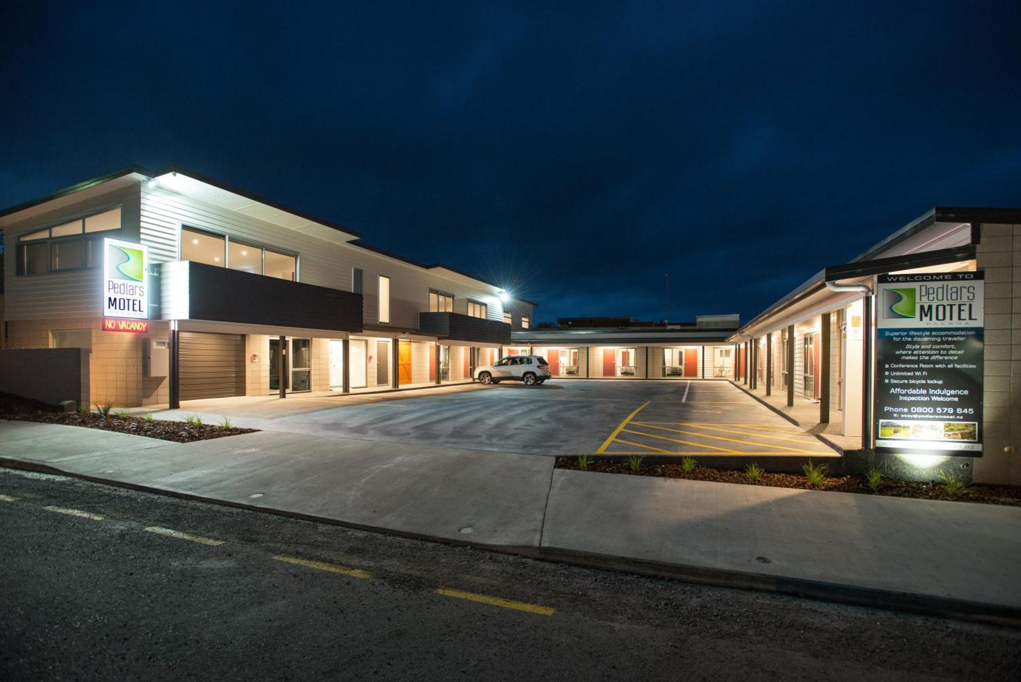 Pedlars Motel Paeroa Exterior photo